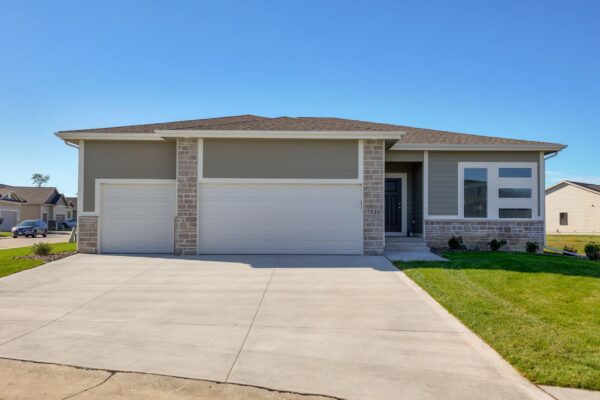 7020 Blair Loop-45