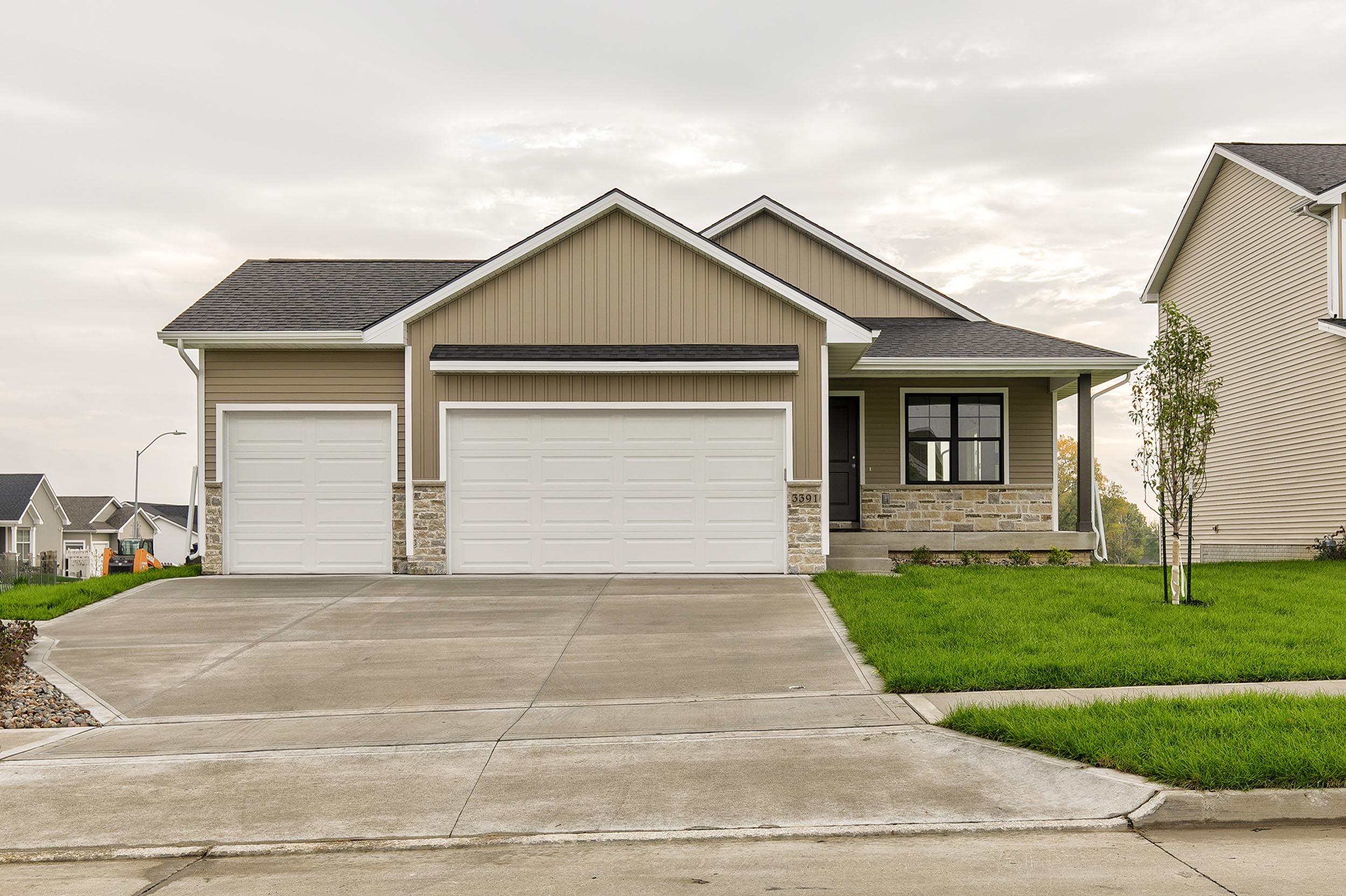 4 Bedrooms Bedrooms, ,3 BathroomsBathrooms,Residential,For Sale,1105 4 Bedrooms Bedrooms, ,3 BathroomsBathrooms,Residential,For Sale,1105