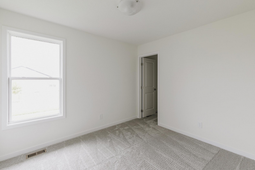 4 Bedrooms Bedrooms, ,3 BathroomsBathrooms,Residential,For Sale,1105