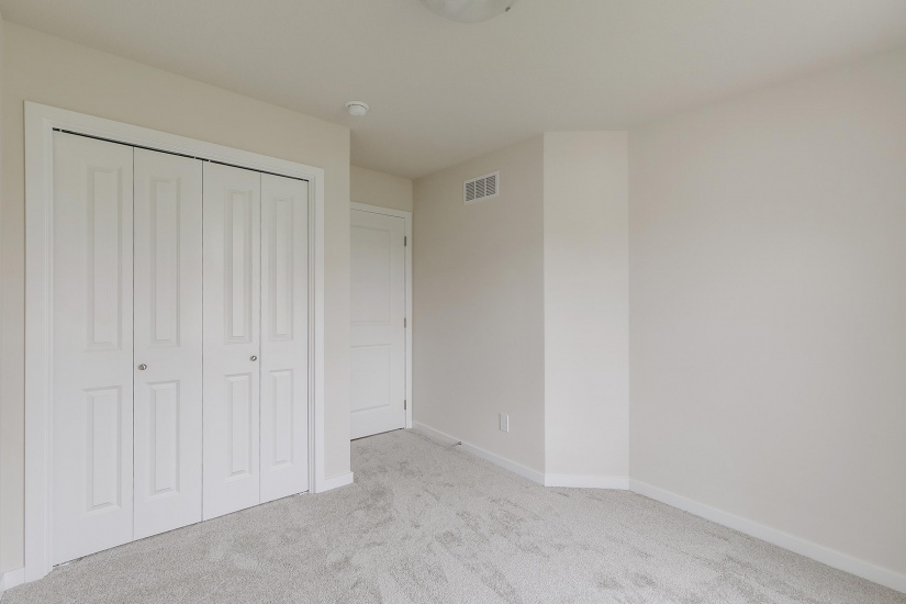 3 Bedrooms Bedrooms, ,2 BathroomsBathrooms,Residential,For Sale,1106