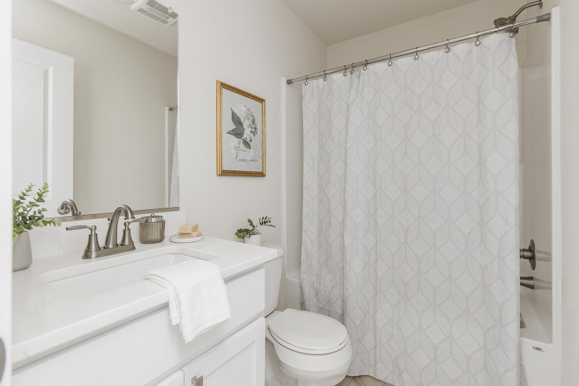 3 Bedrooms Bedrooms, ,2 BathroomsBathrooms,Residential,For Sale,1106