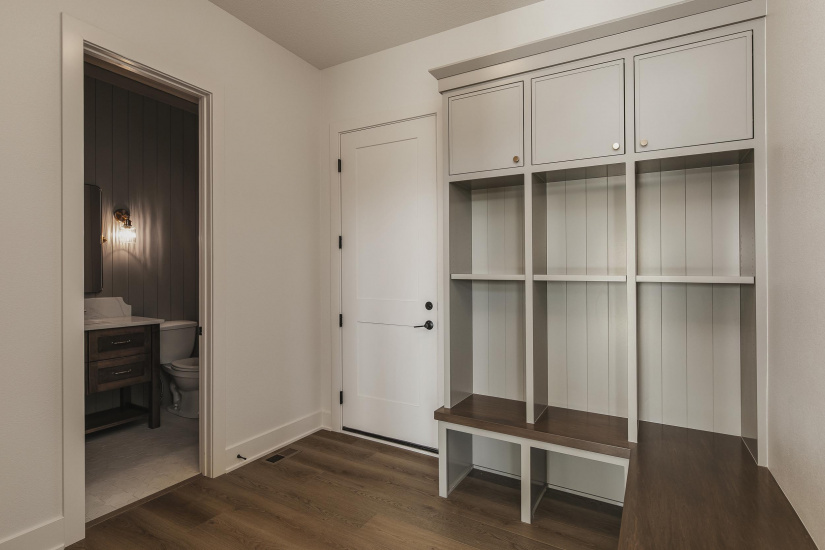 4644 176th Ct., Urbandale, IA, 5 Bedrooms Bedrooms, ,4.5 BathroomsBathrooms,Residential,For Sale,4644 176th Ct., Urbandale, IA,1149