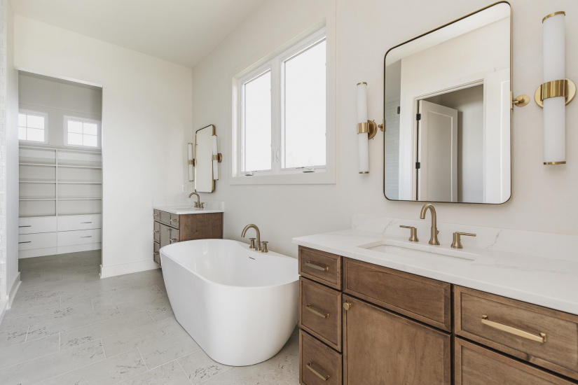 4644 176th Ct., Urbandale, IA, 5 Bedrooms Bedrooms, ,4.5 BathroomsBathrooms,Residential,For Sale,4644 176th Ct., Urbandale, IA,1149