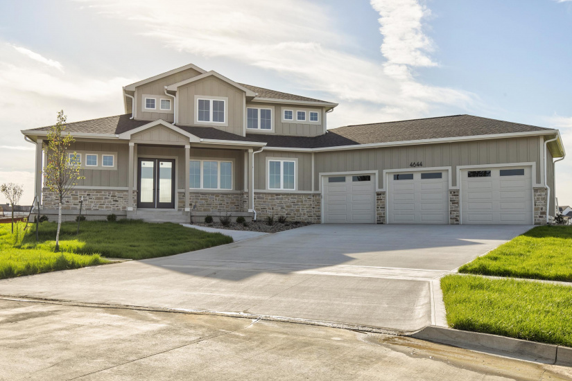 4644 176th Ct., Urbandale, IA, 5 Bedrooms Bedrooms, ,4.5 BathroomsBathrooms,Residential,For Sale,4644 176th Ct., Urbandale, IA,1149