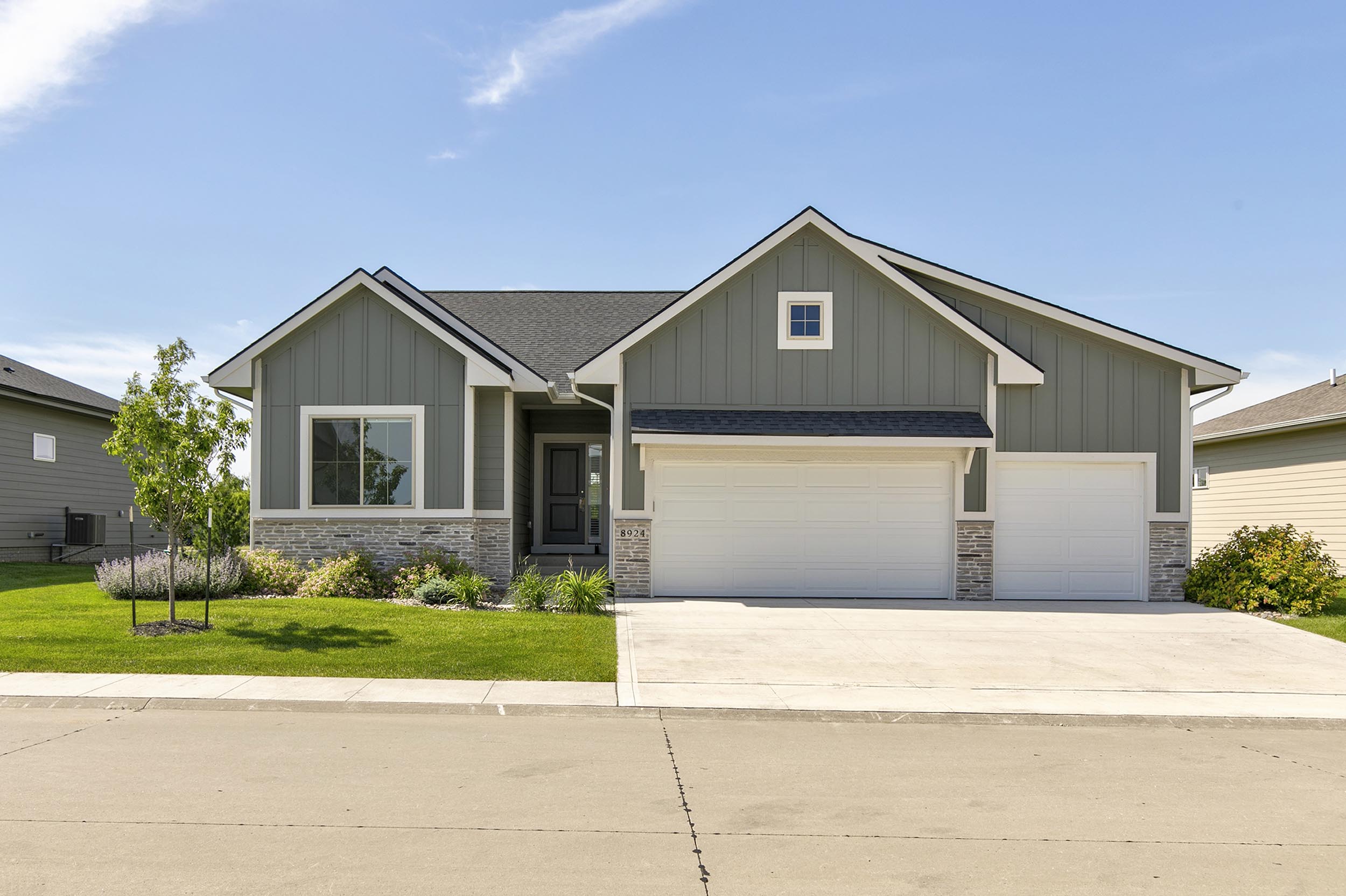 8924 Beery Pl., Johnston, IA 50131, 4 Bedrooms Bedrooms, ,3 BathroomsBathrooms,Model Home,For Sale,8924 Beery Pl., Johnston, IA 50131,1035 8924 Beery Pl., Johnston, IA 50131, 4 Bedrooms Bedrooms, ,3 BathroomsBathrooms,Model Home,For Sale,8924 Beery Pl., Johnston, IA 50131,1035