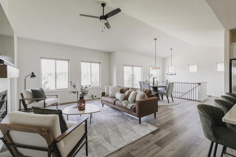 8924 Beery Pl., Johnston, IA 50131, 4 Bedrooms Bedrooms, ,3 BathroomsBathrooms,Model Home,For Sale,8924 Beery Pl., Johnston, IA 50131,1035