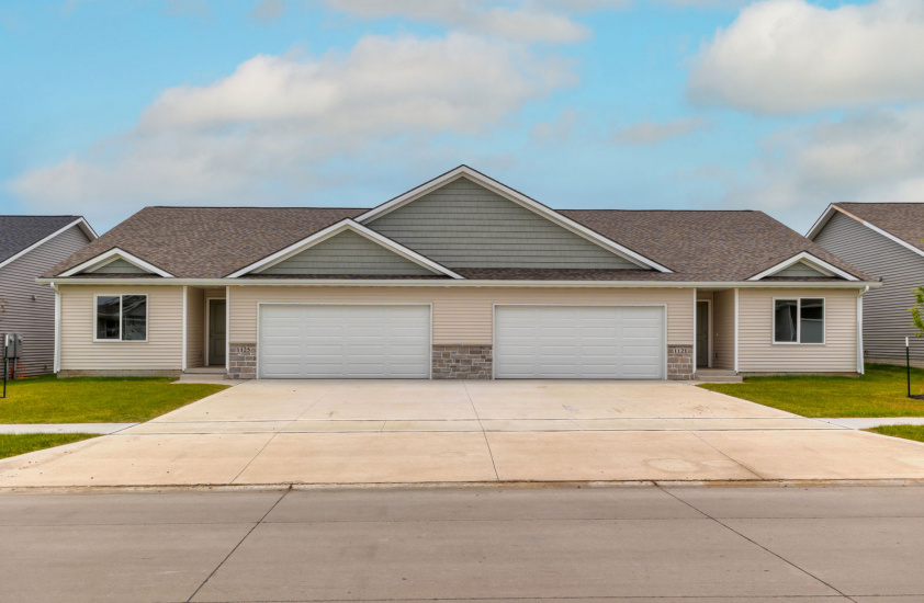 1121 NE 56th St, Ankeny, IA 50021, 3 Bedrooms Bedrooms, ,2 BathroomsBathrooms,Residential,For Sale,1121 NE 56th St, Ankeny, IA 50021,1062